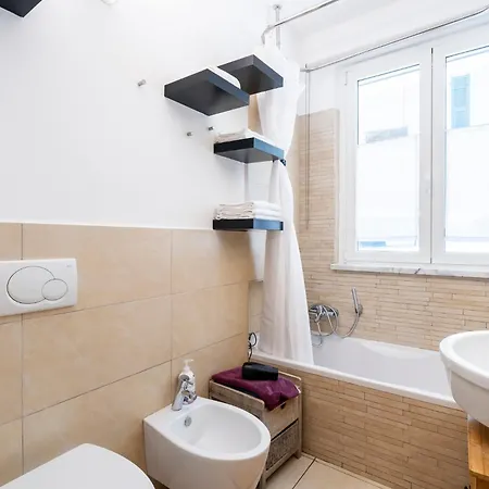 - Few Minutes From Sea * Bocca di Magra